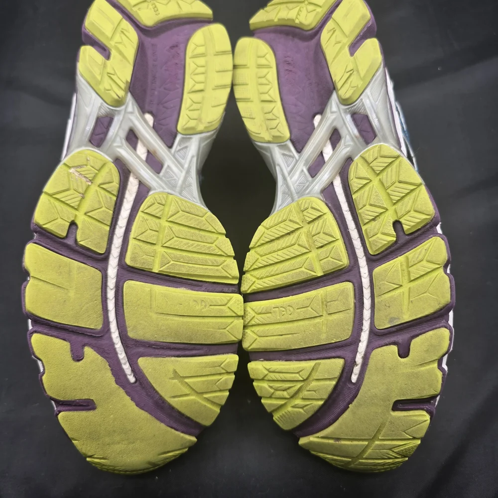 Asics step into
